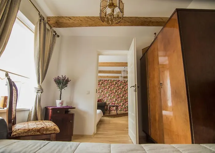 Holiday home Theodori House *