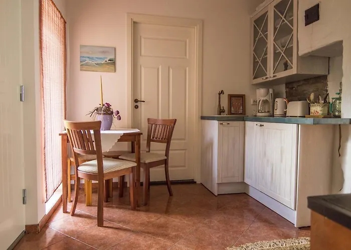 Theodori House Holiday home