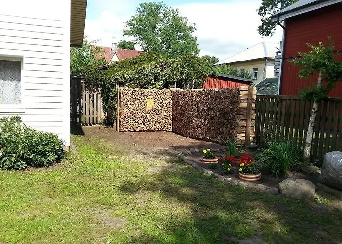 Theodori House * פארנו